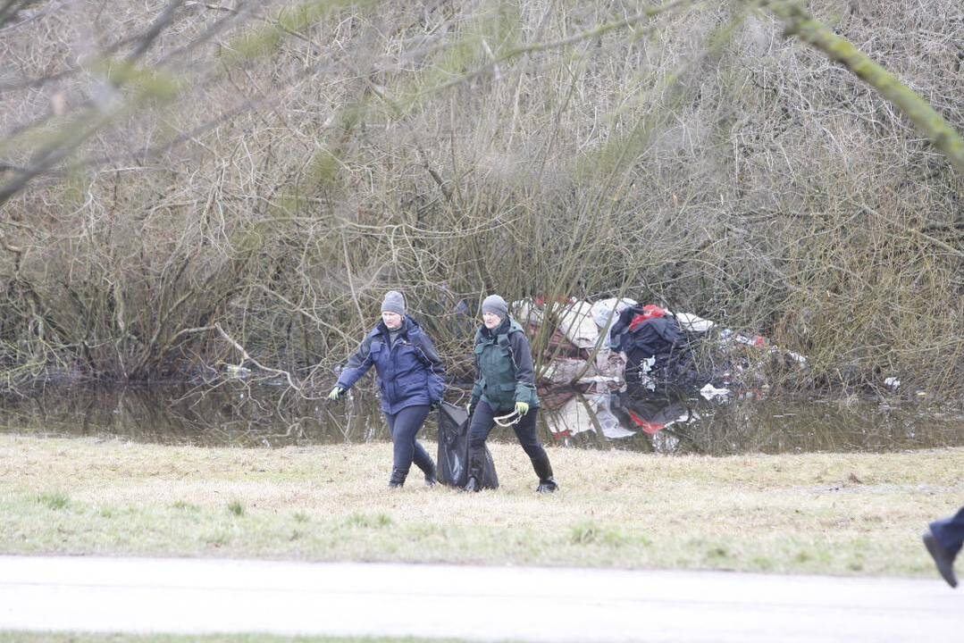 Vaizdas: klaipėdiečius erzina šalia I.Simonaitytės kalno esanti netvarka.