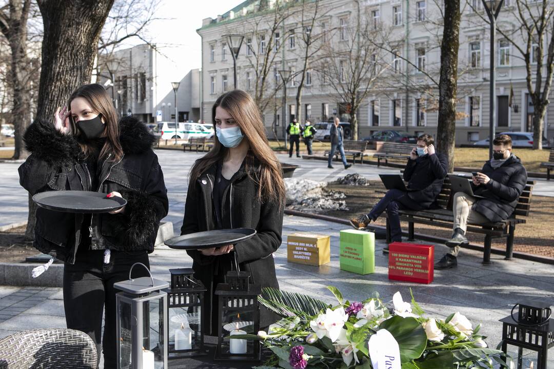 Protestas Vilniuje „Paskutinė verslo vakarienė“ 