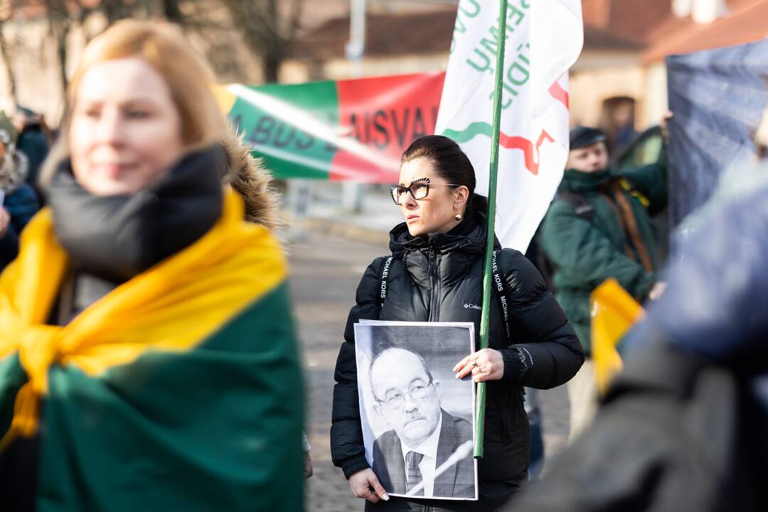 S. Daukanto aikštėje – Baltijos valstybių vėliavų pakėlimo ceremonija