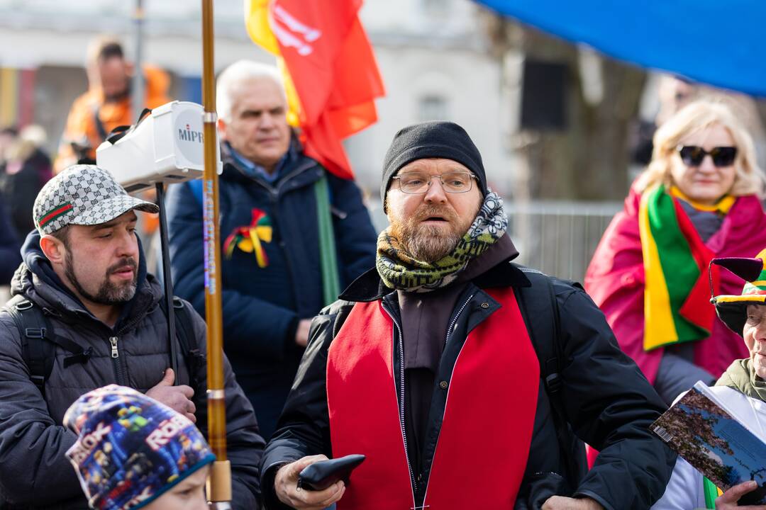 S. Daukanto aikštėje – Baltijos valstybių vėliavų pakėlimo ceremonija