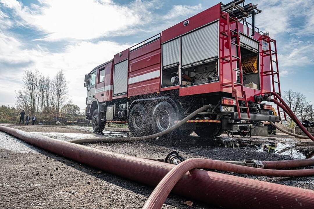 Valstybės ekstremalių situacijų komisija apsilankė Alytaus gaisravietėje