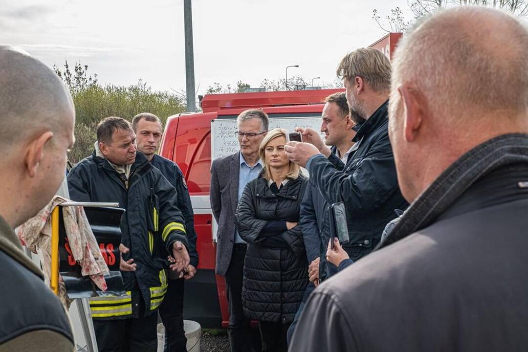 Valstybės ekstremalių situacijų komisija apsilankė Alytaus gaisravietėje