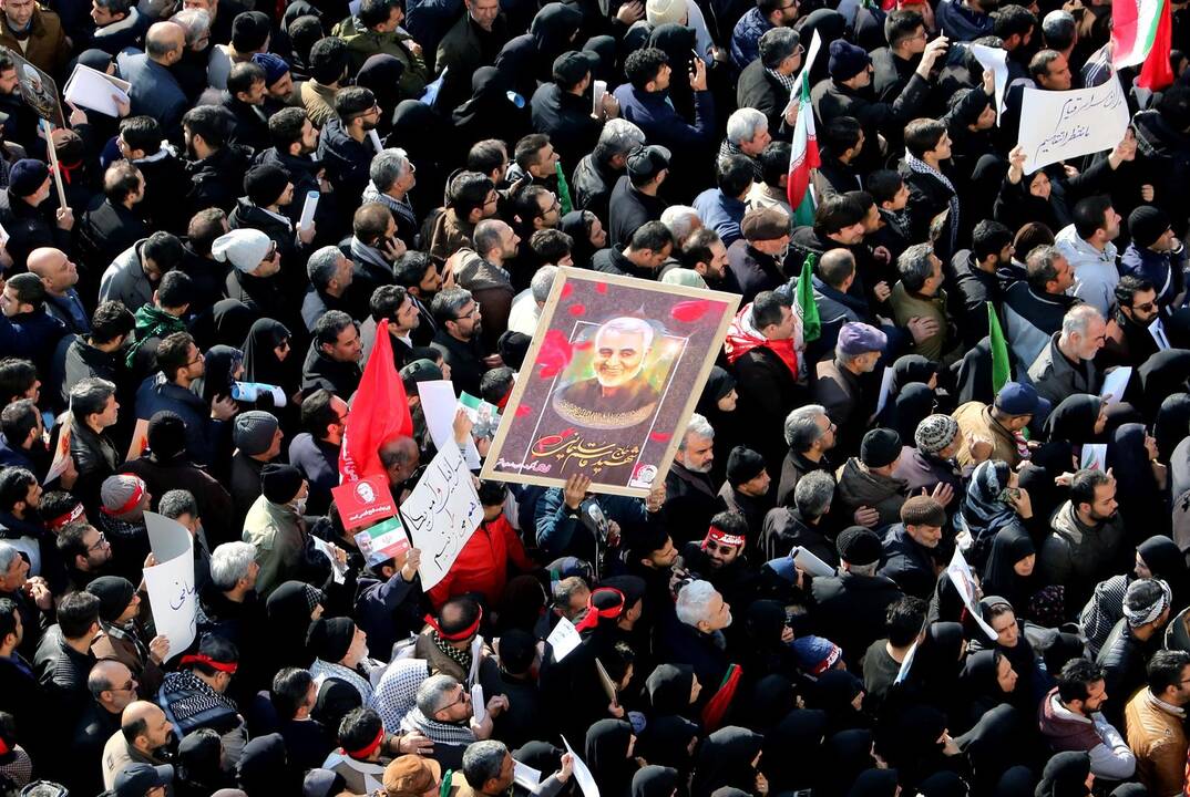 Ar Q. Suleimani likvidavimas gali sukelti problemų amerikiečių diplomatijai?