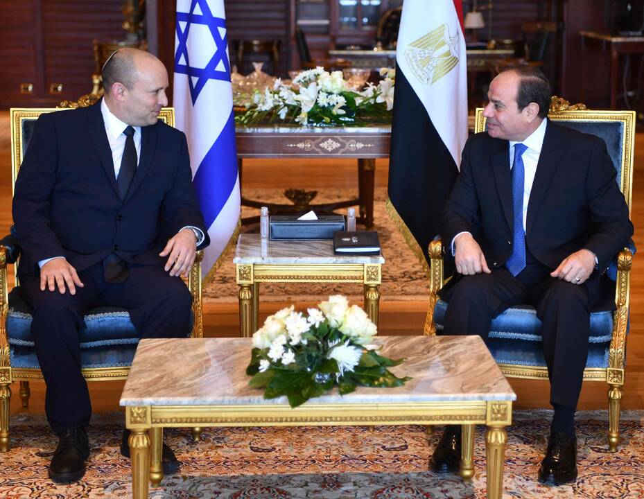 Naftali Bennettas ir Abdel Fattahas al Sisi
