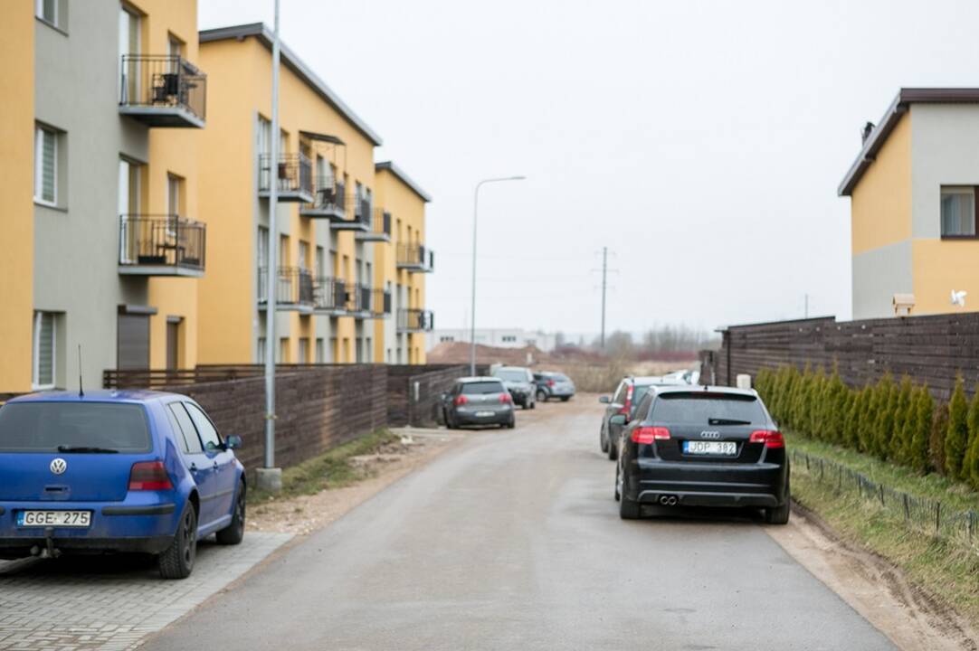 Urbanizacija: pastaraisiais metais Kauno rajone vyksta sparti plėtra, kartais kritikuojama dėl chaotiškumo.