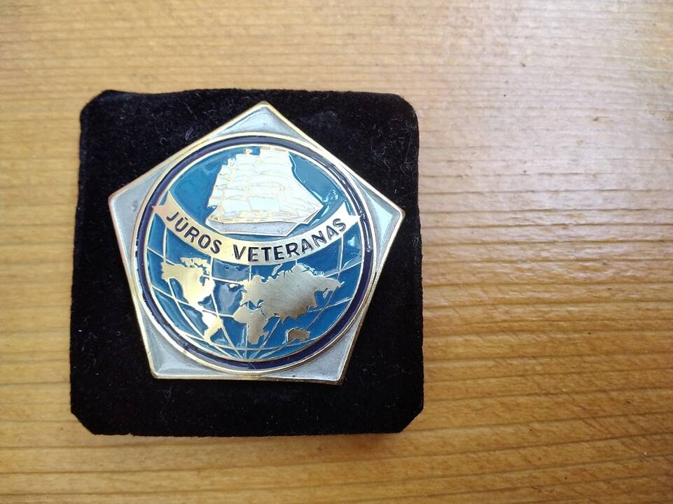 Ceremonija: aukštojoje jūreivystės mokykloje "Jūros veterano" ženklu bus apdovanota 14 uostamiesčio jūrininkų.