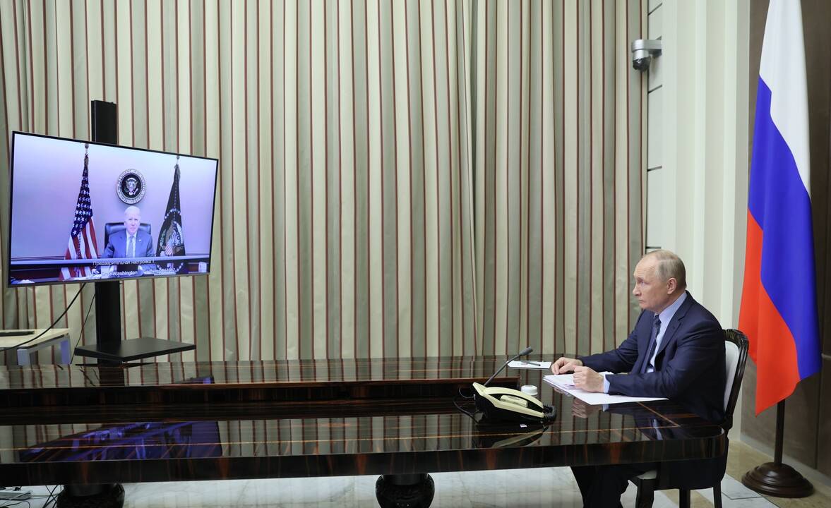 Joe Bidenas ir Vladimiras Putinas