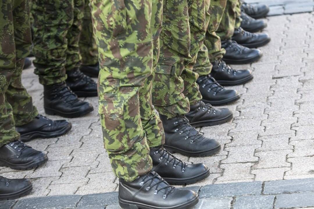 Seimo komitetas aptarė kariuomenės vakcinacijos klausimą: pirma doze paskiepyta apie 40 proc.