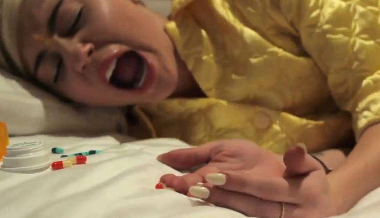 M. Cyrus sulaukė kritikos dėl LSD "perdozavimo" naujame klipe