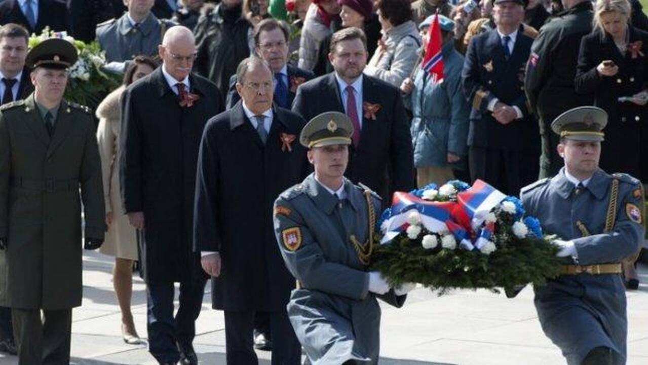 S. Lavrovą slovakai pasitiko protestu