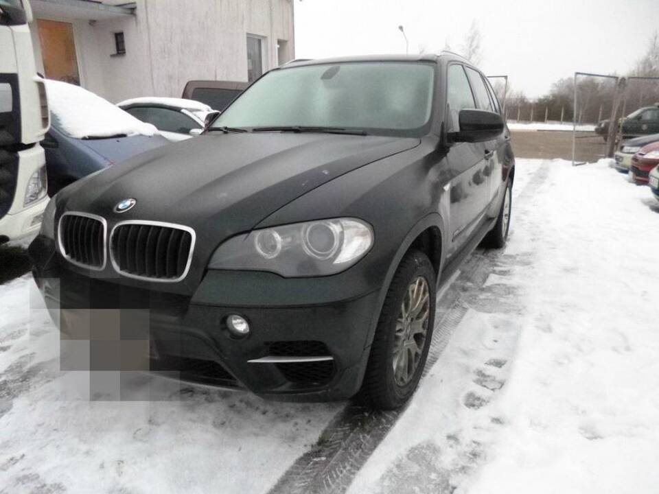 Paviešintos girto kelių gaidelio gaudynės – BMW skriejo 230 km/val. greičiu 