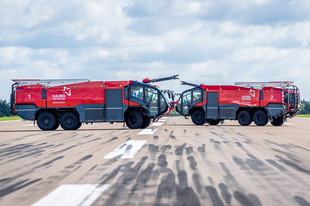 Pirkinys: "Rosenbauer Panther" mašinos pasižymi ne tik išskirtine išvaizda, bet ir technine specifikacija.