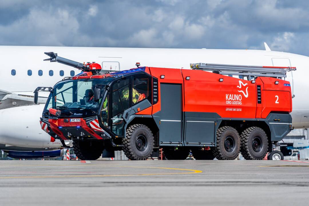 Pirkinys: "Rosenbauer Panther" mašinos pasižymi ne tik išskirtine išvaizda, bet ir technine specifikacija.