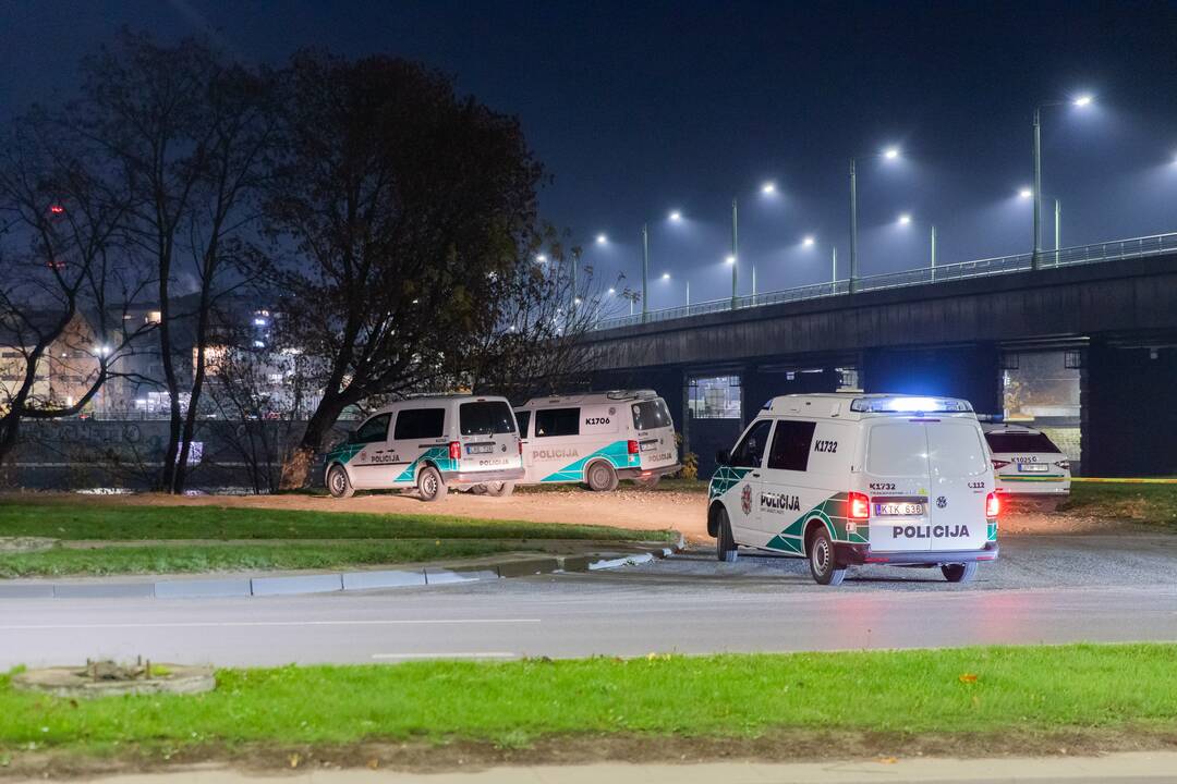 Kaune nušautas vyras, sužeista moteris
