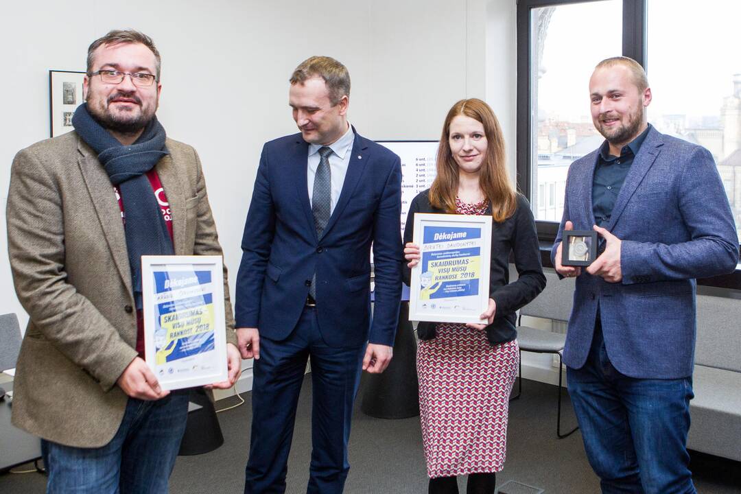 Žurnalistinių darbų konkurso „Skaidrumas – visų mūsų rankose 2018“ apdovanojimai