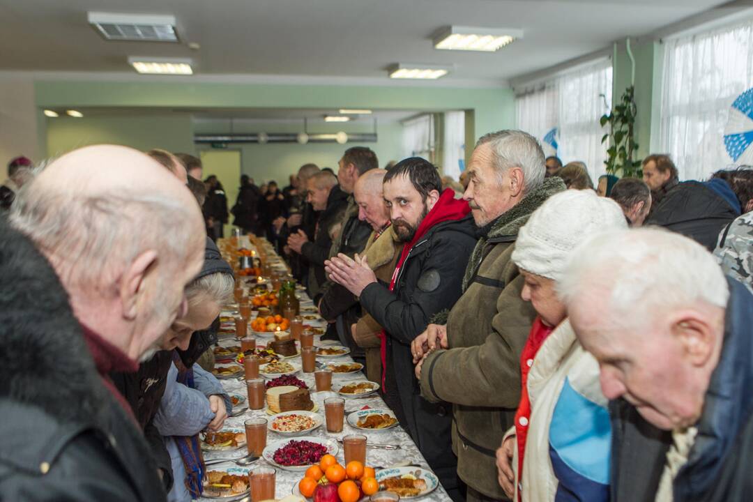 Kūčių pusryčiai skurstantiesiems