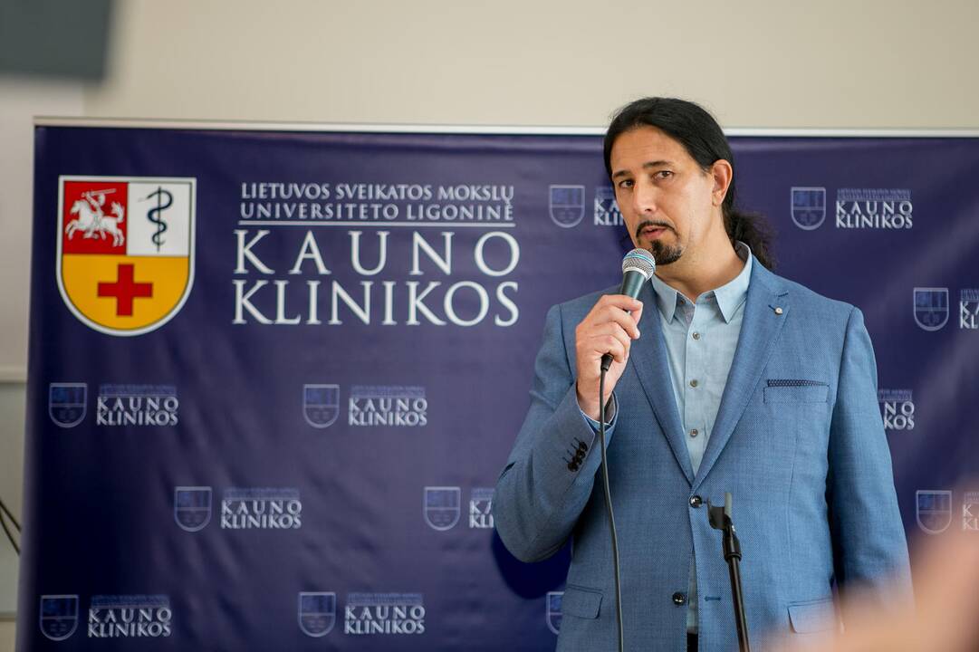 Vaikų piešinių parodos atidarymas Kauno klinikose