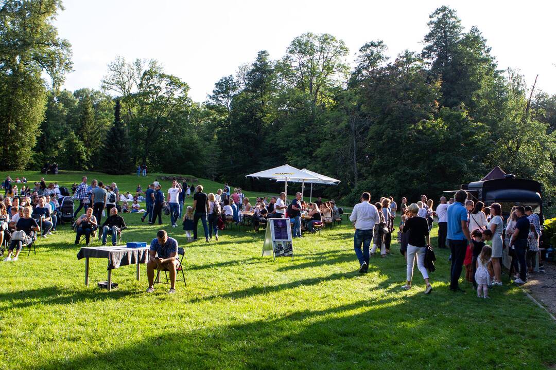 L. Adomaičio koncertas Kairėnų muzikos festivalyje