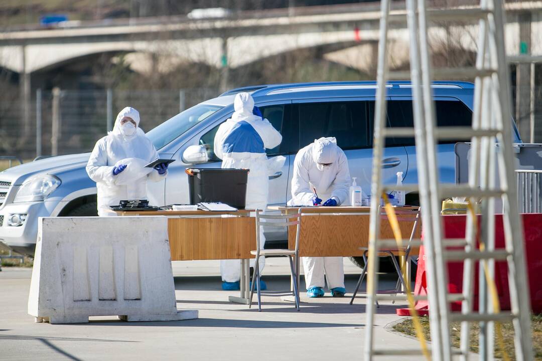 Atidarytas mobilus koronaviruso patikros punktas Kaune