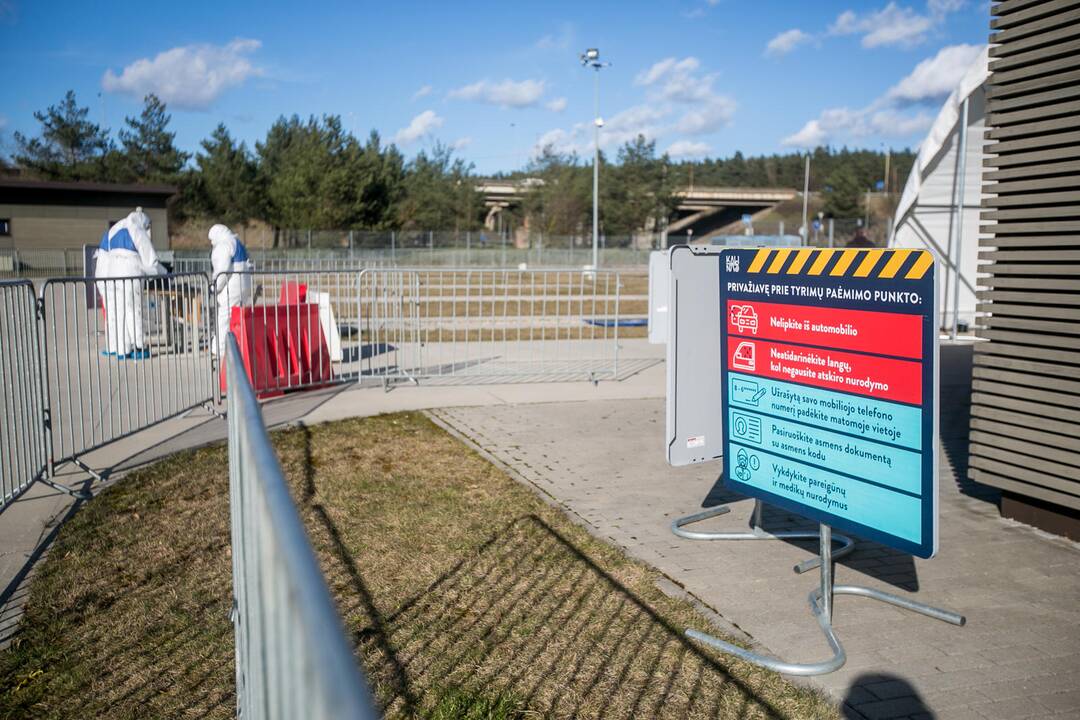 Atidarytas mobilus koronaviruso patikros punktas Kaune