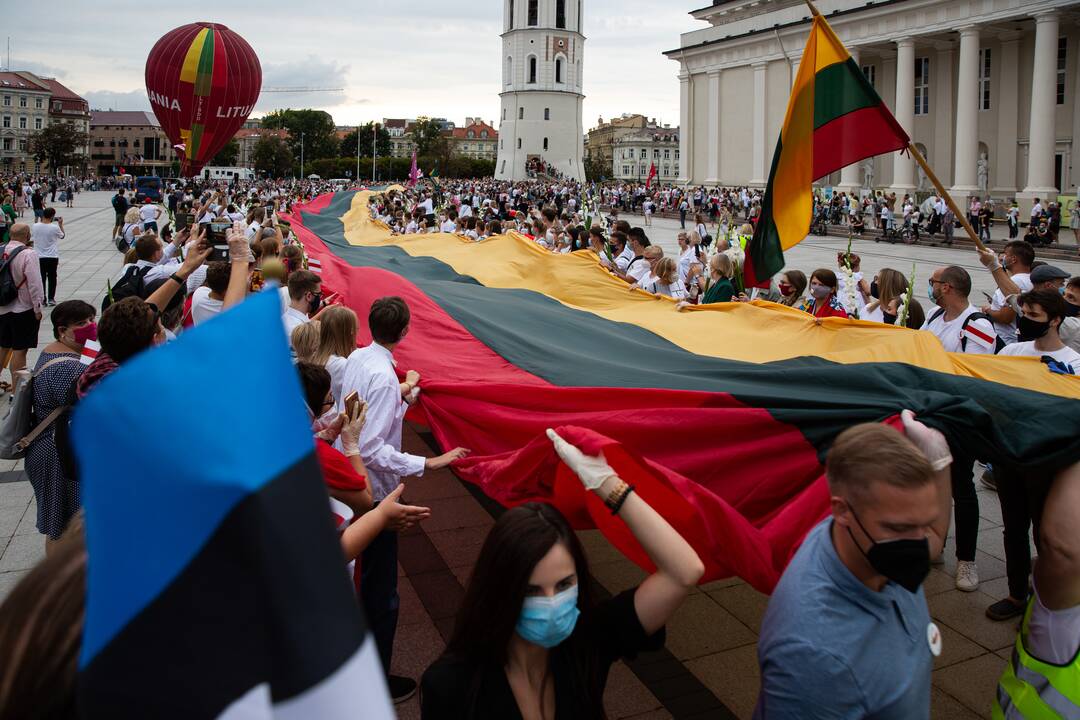 „Laisvės kelio“ dalyviai susirinko nuo Katedros aikštės iki Medininkų memorialo