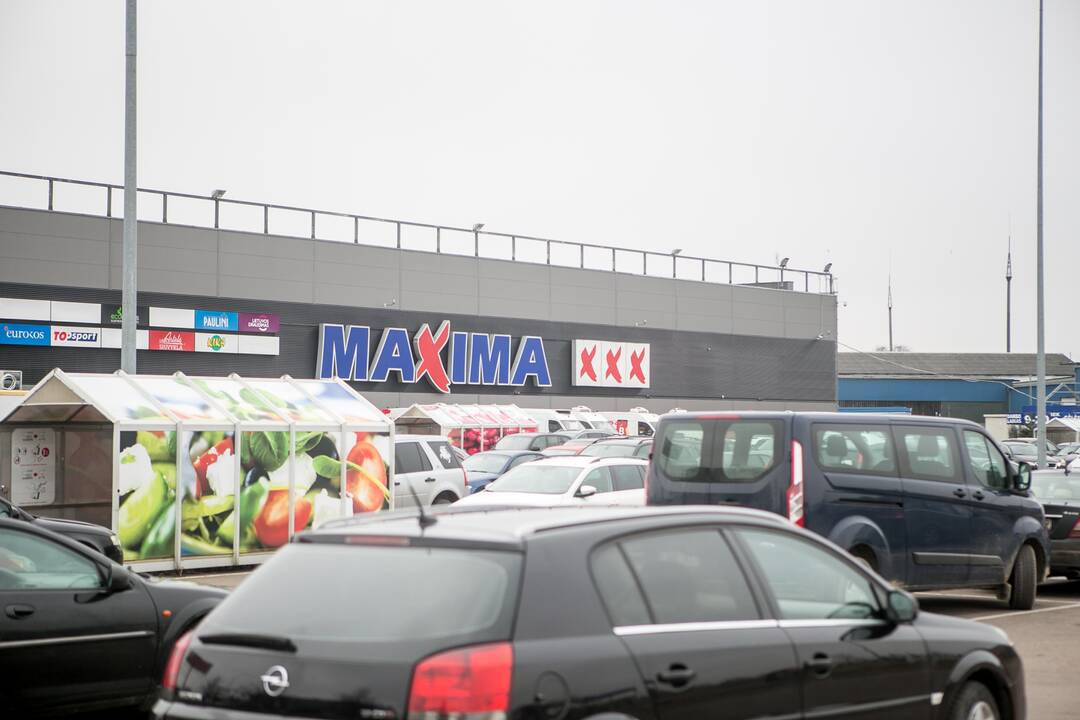 Pirkėjų apgultis Kauno prekybos centruose baigėsi