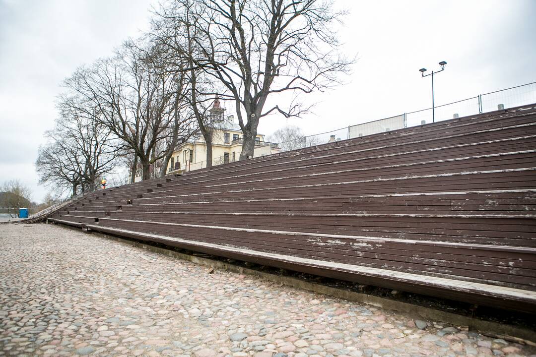 Pradėta tvarkyti kauniečių pamėgta poilsio vieta – amfiteatras