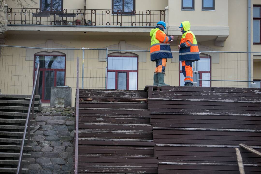 Pradėta tvarkyti kauniečių pamėgta poilsio vieta – amfiteatras