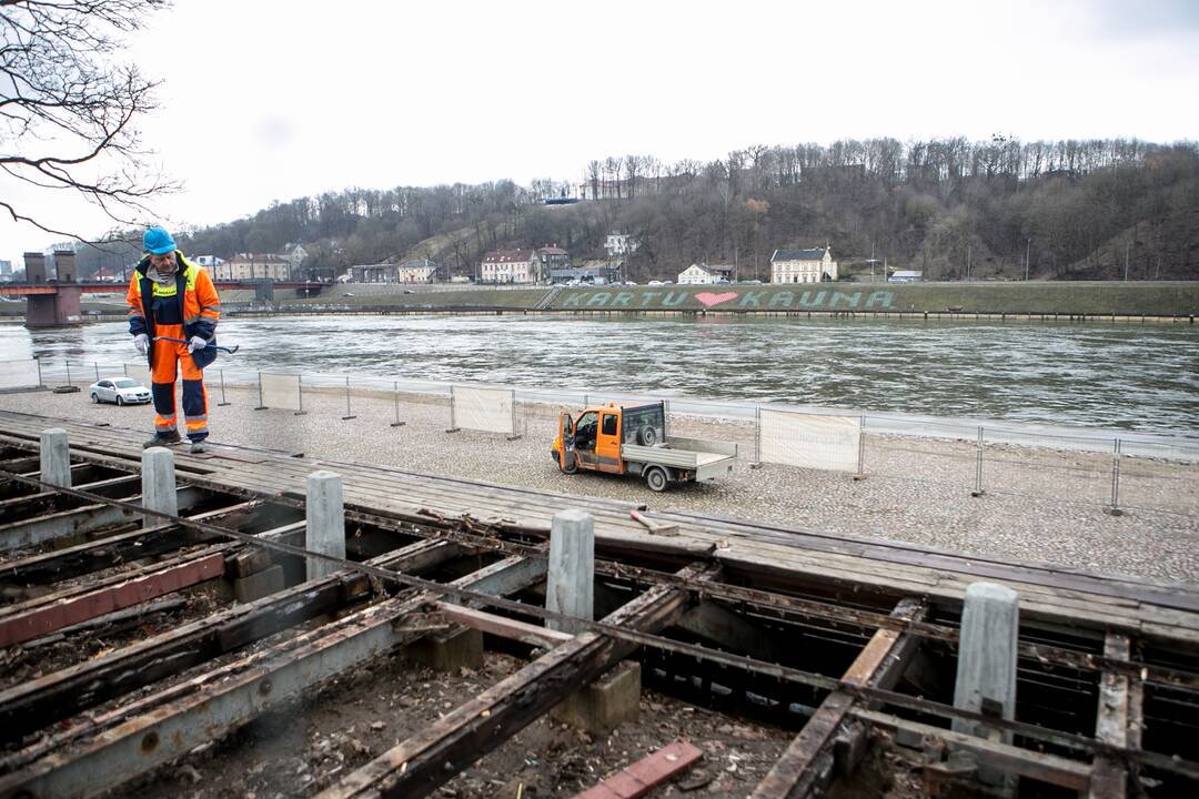 Pradėta tvarkyti kauniečių pamėgta poilsio vieta – amfiteatras