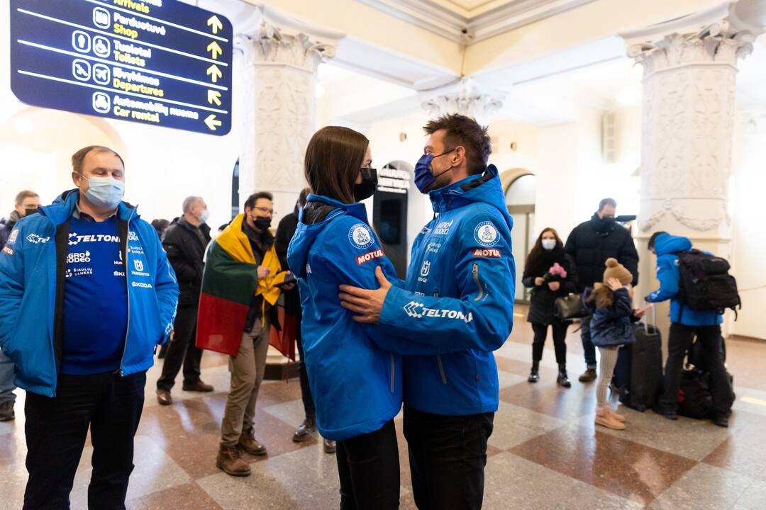 Dakaro dalyvių pasitikimas oro uoste