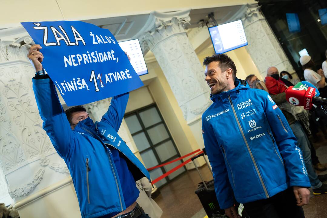 Dakaro dalyvių pasitikimas oro uoste
