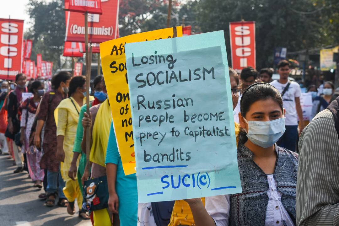 „Rusija, lauk!“ – pasaulyje vyksta solidarumo su Ukraina protestai