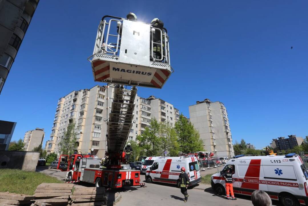 Gaisras Šilainių dvylikaaukštyje