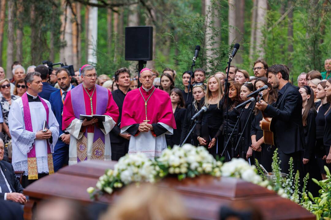 A. Adamkienė Kaune atgulė amžinojo poilsio