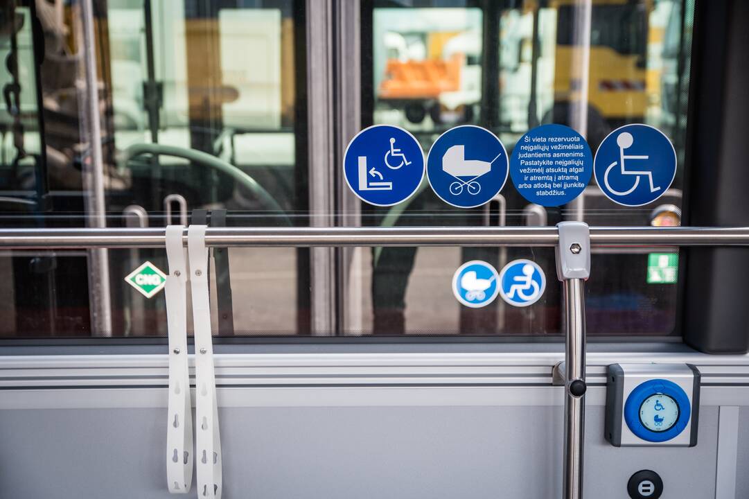 Pareiga: žymėdamas bilietą kiekvienas keleivis prisideda prie duomenų tikslumo, o tai leidžia pritaikyti kelionės maršrutą ar laiko grafiką atsižvelgiant į keleivių keliavimo įpročius.