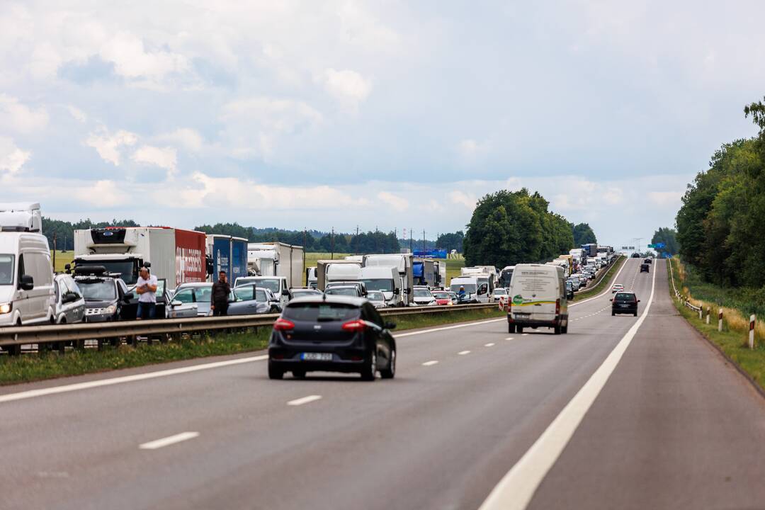 Kraupi avarija kelyje A1 – žuvo du jauni žmonės