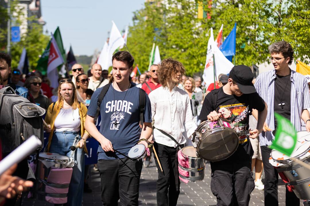 Profesinių sąjungų eitynės ir protestas Gegužės 1-osios proga