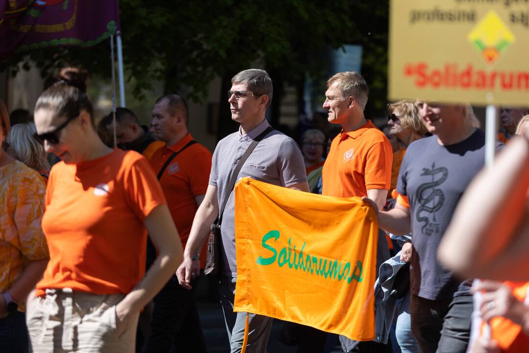 Profesinių sąjungų eitynės ir protestas Gegužės 1-osios proga