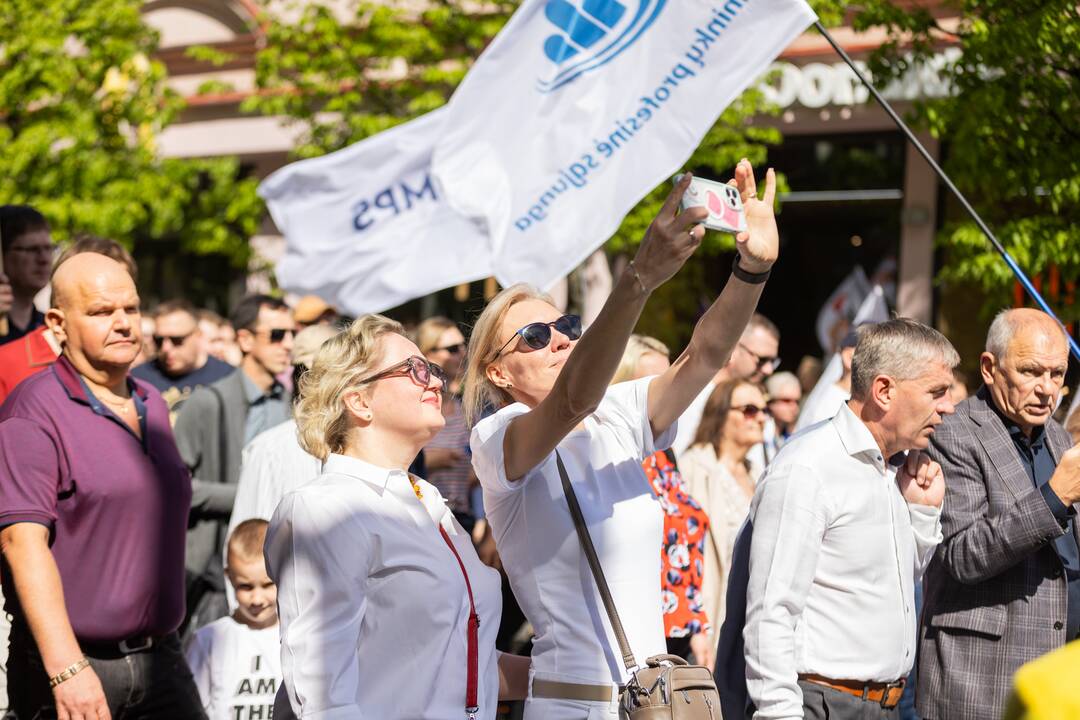 Profesinių sąjungų eitynės ir protestas Gegužės 1-osios proga