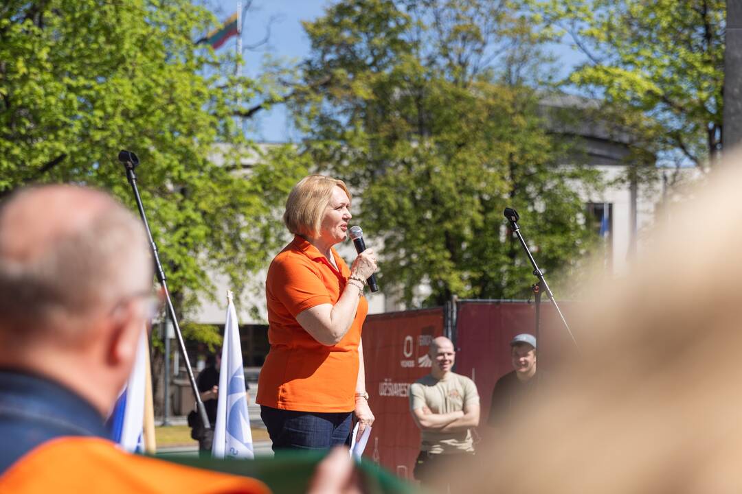 Profesinių sąjungų eitynės ir protestas Gegužės 1-osios proga