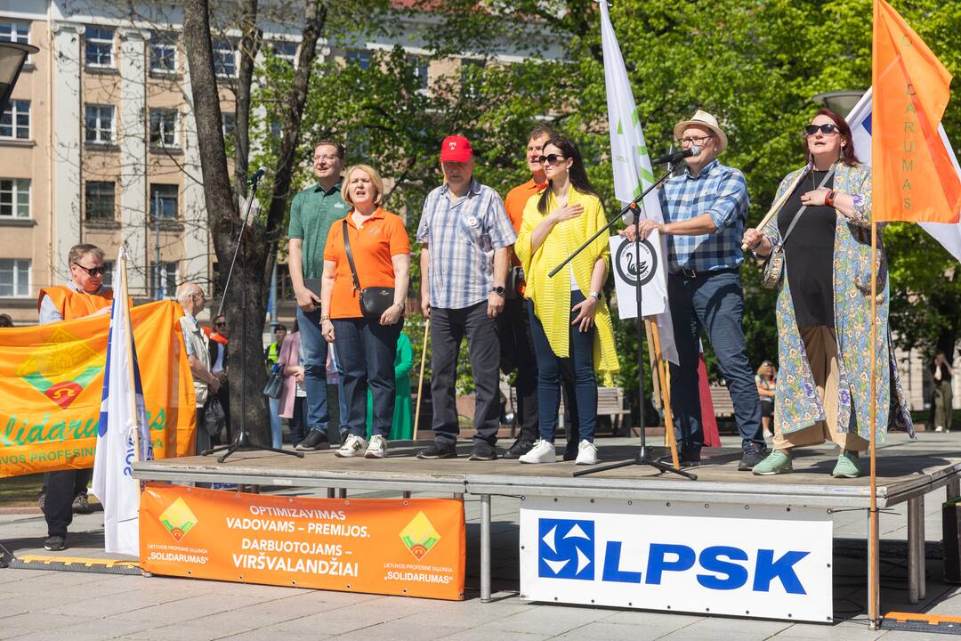 Profesinių sąjungų eitynės ir protestas Gegužės 1-osios proga
