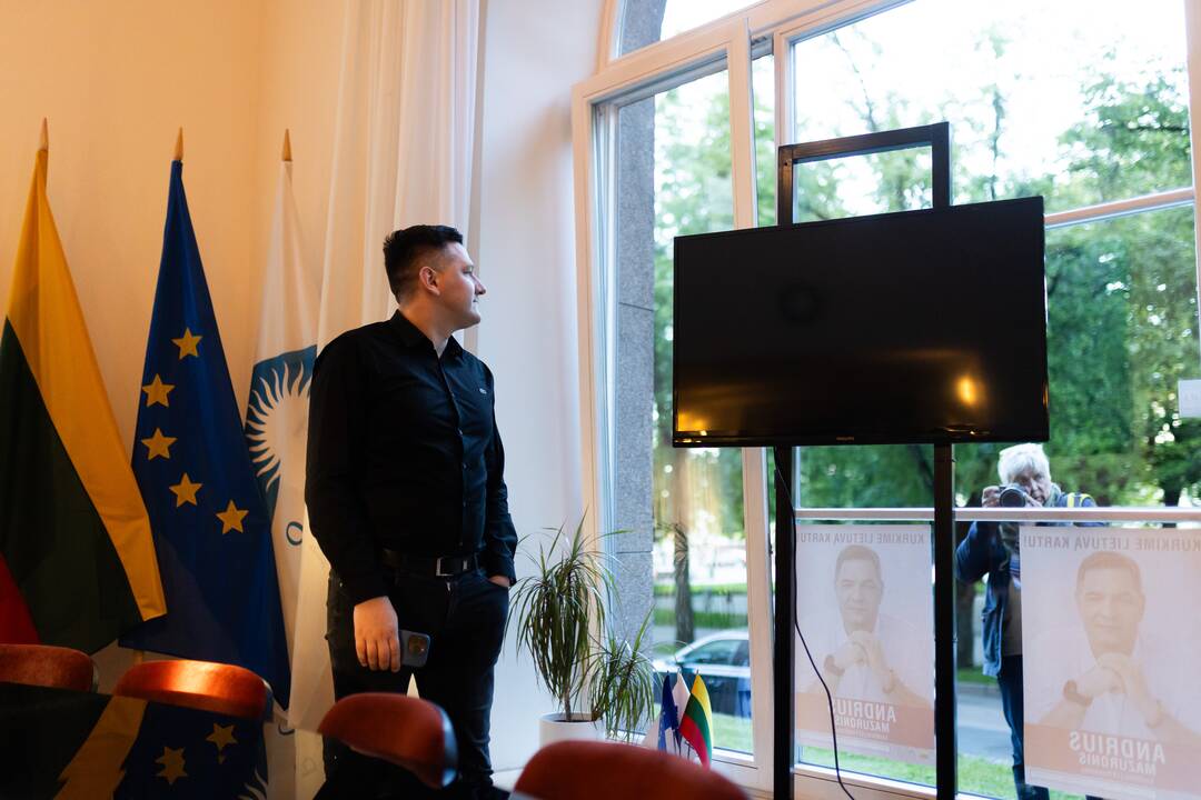 A. Mazuronio štabas Darbo partijos būstinėje