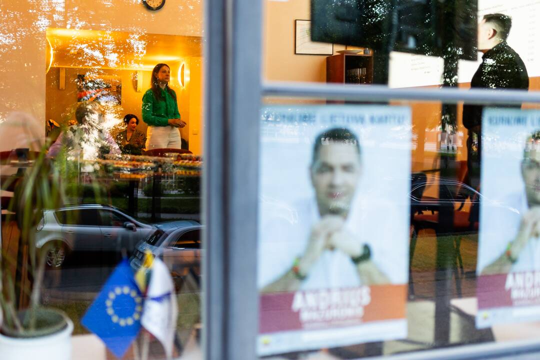 A. Mazuronio štabas Darbo partijos būstinėje