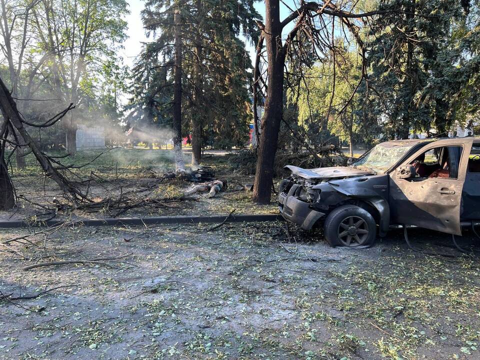 V. Zelenskis: Rusija vien tik šią savaitę į Ukrainą paleido daugiau kaip 800 valdomų bombų