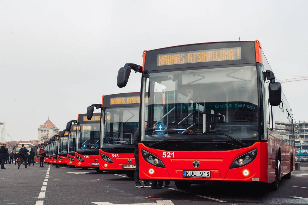 Nauji autobusai Kauno gatvėse