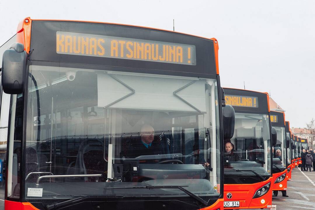 Nauji autobusai Kauno gatvėse
