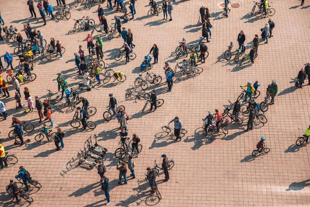 Riedynėmis Kaunas atidarė dviračių sezoną