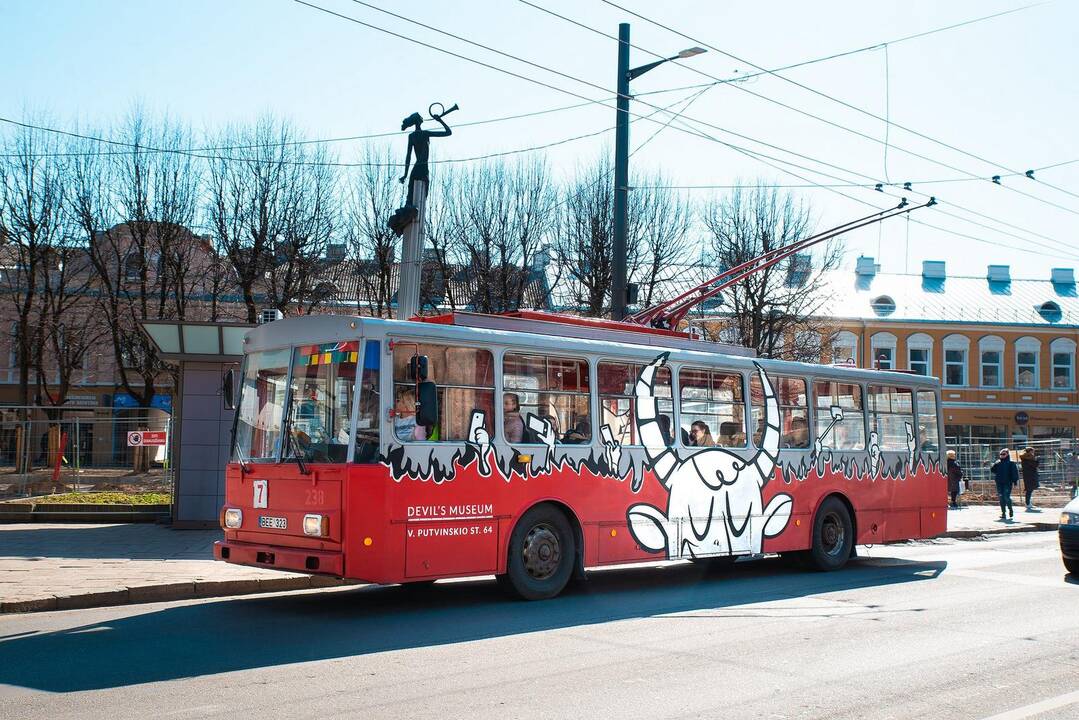 Neatpažįstamai pasikeitę senieji Kauno troleibusai
