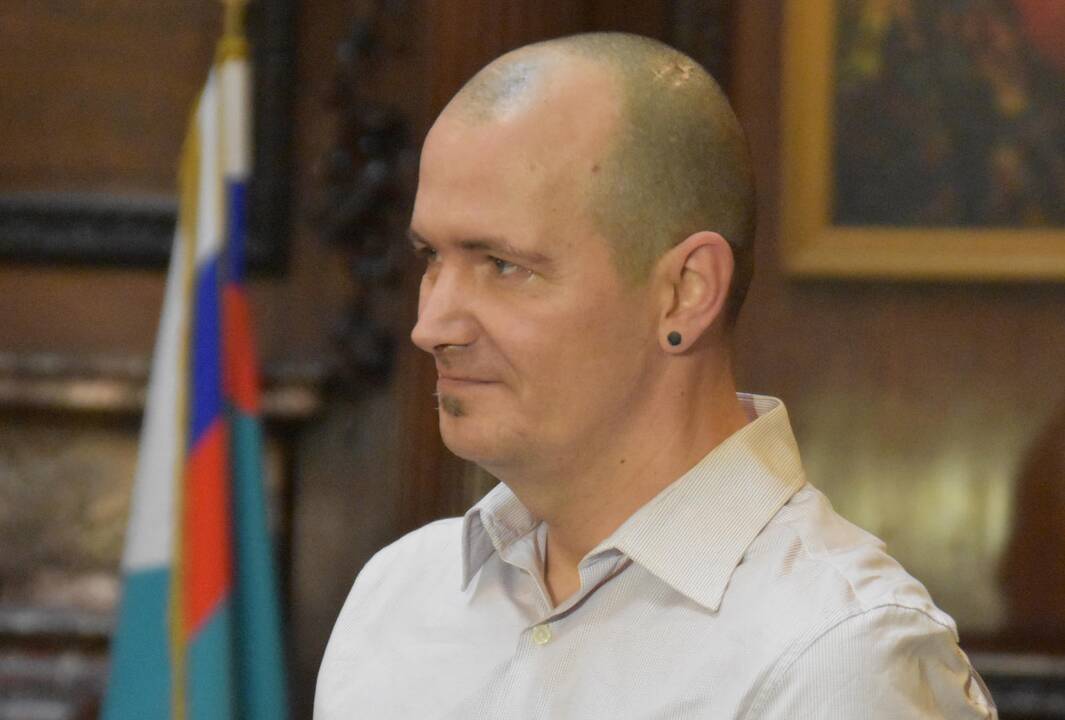 Charlie Rowley (kairėje)