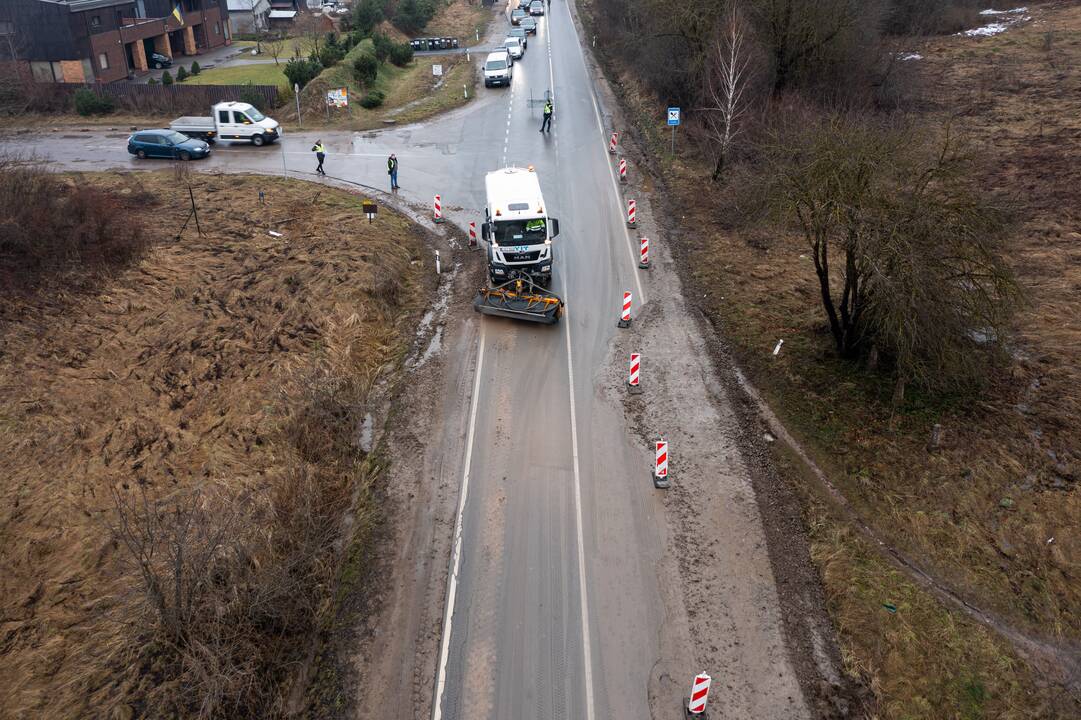 Dėl vandentiekio avarijos uždaryta Lentvario g. atkarpa